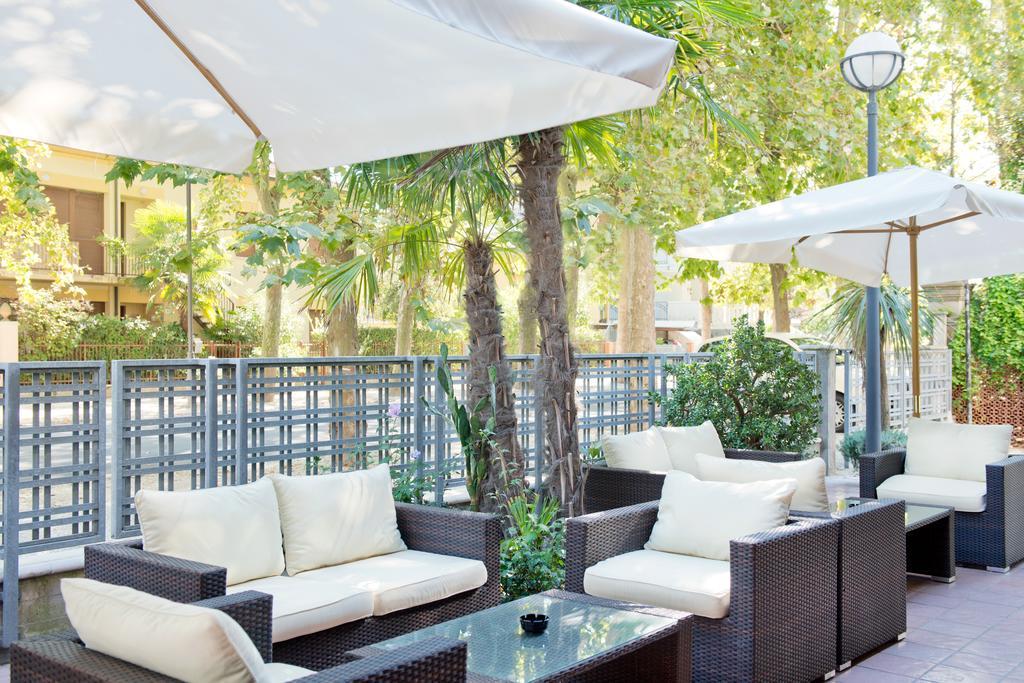 Hotel Sogno เชเซนาติโก ภายนอก รูปภาพ